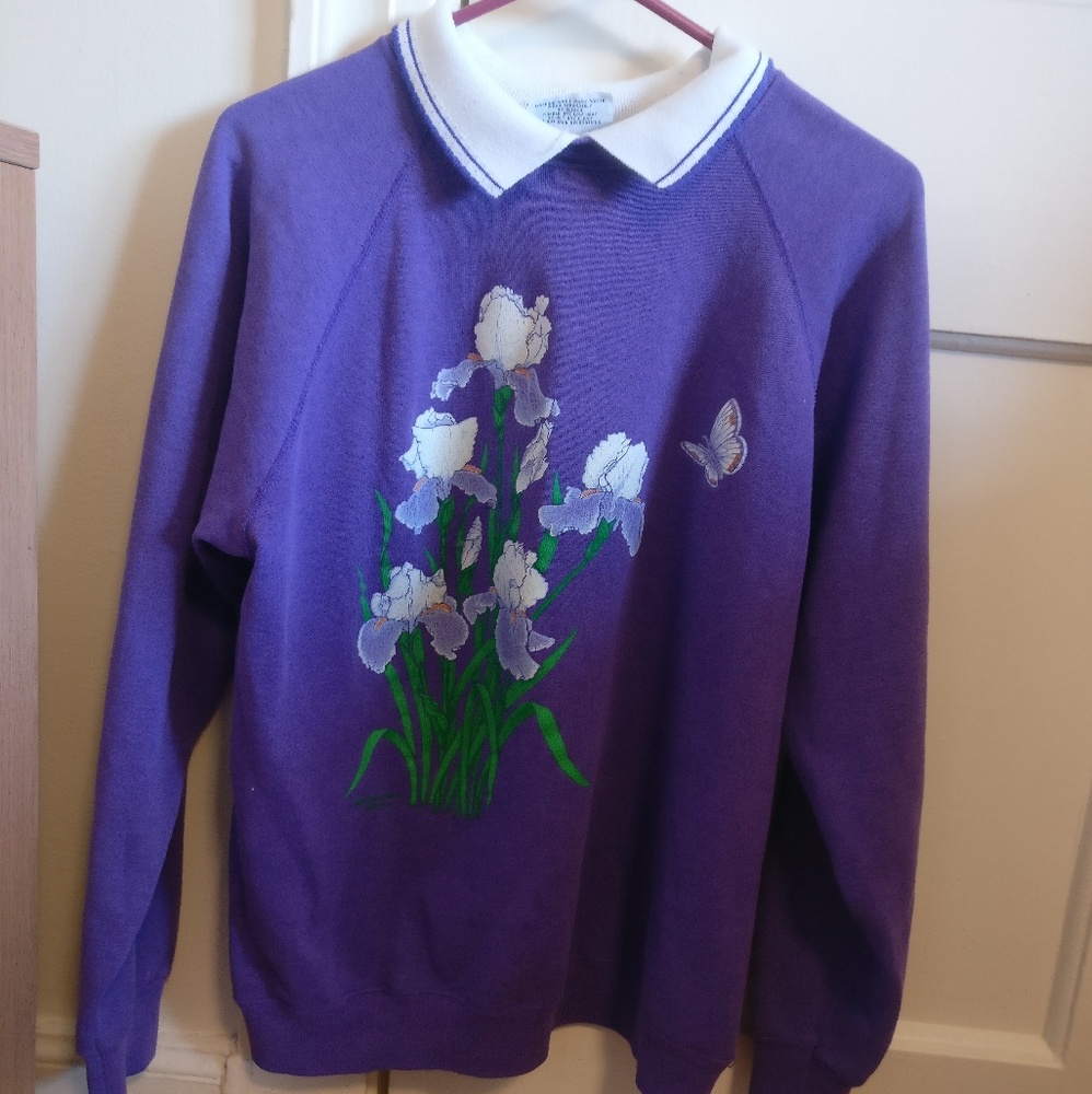 Women's Purple Collared Sweatshirt
